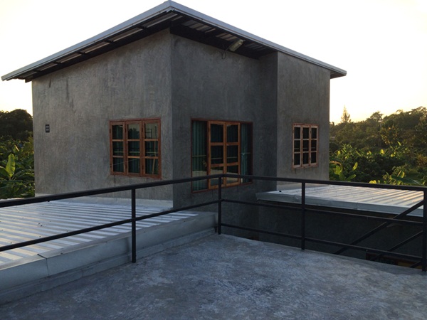 บ้านปูนเปลือย 3 ห้องนอน 4 ห้องน้ำ งบ 1.3 ล้าน