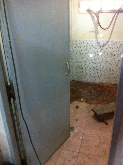 รีโนเวทห้องน้ำและห้องครัวแบบบ้าน ๆ เวอร์ชั่นงบน้อย