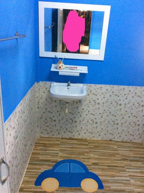 รีโนเวทห้องน้ำและห้องครัวแบบบ้าน ๆ เวอร์ชั่นงบน้อย