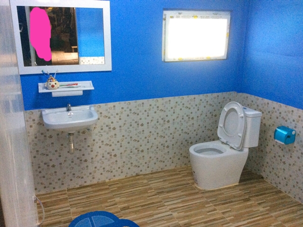 รีโนเวทห้องน้ำและห้องครัวแบบบ้าน ๆ เวอร์ชั่นงบน้อย