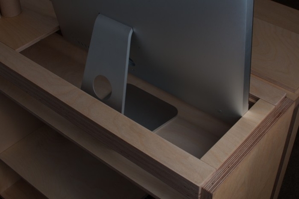 โต๊ะแท็บเล็ตฟังก์ชั่นแน่น เอาใจคอเทคโนโลยี