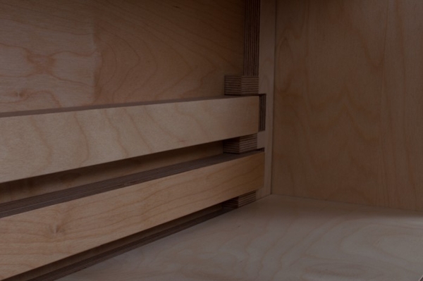 โต๊ะแท็บเล็ตฟังก์ชั่นแน่น เอาใจคอเทคโนโลยี