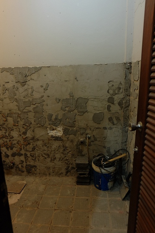 Renovate ห้องน้ำเก่า ทุบทิ้งทำใหม่จนเกือบจำไม่ได้