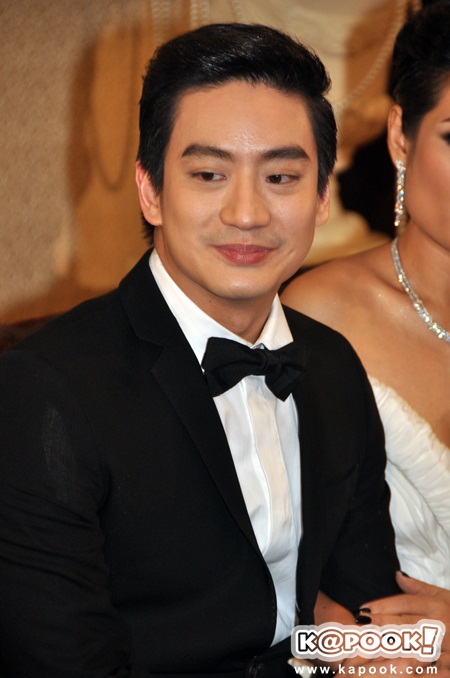 งานแต่ง หมอโอ๊ค โอปอล์ ฉลองวิวาห์สุดชื่นมื่น แพลนฮันนีมูนยุโรป