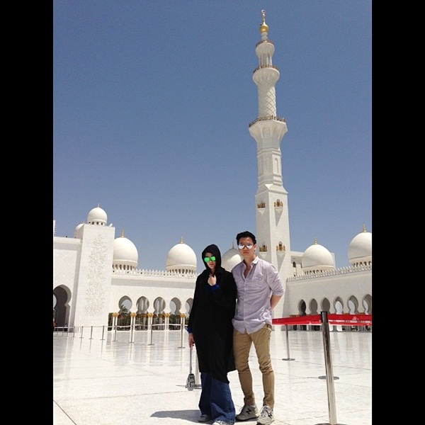 ชมพู่ น็อต เที่ยวดูไบ