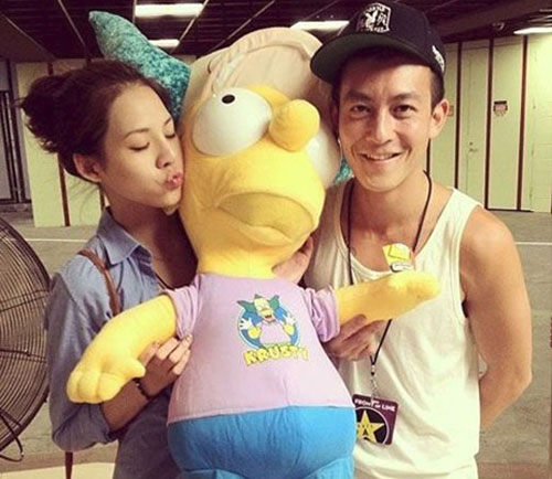 ปาปาราซซี่จับภาพ เฉินกว้านซี ควงสาวสวยคนใหม่ 