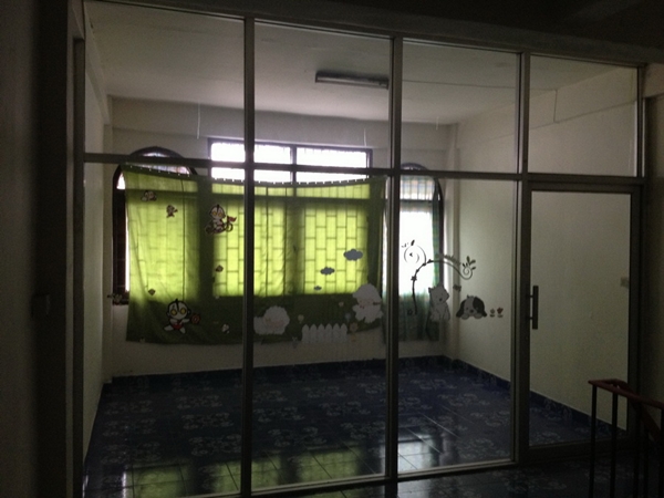 Renovate ตึกแถวเก่า เป็นร้านบะหมี่ลิเวอร์พูล