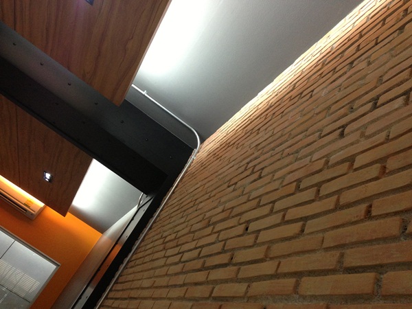 รีโนเวทโฮมออฟฟิศสุดเจ๋ง สวยเท่สไตล์ลอฟท์