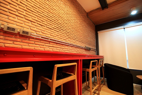 รีโนเวทโฮมออฟฟิศสุดเจ๋ง สวยเท่สไตล์ลอฟท์