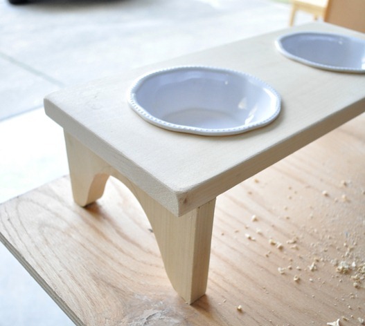 DIY ชามอาหารแมวมีขาตั้ง  ยืนกินง่าย เอาใจเหมียว