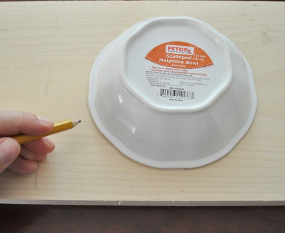 DIY ชามอาหารแมวมีขาตั้ง  ยืนกินง่าย เอาใจเหมียว