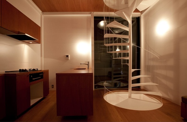 แบบบ้าน 4 ชั้น หลังเล็ก ๆ แค่ 4 ตารางวาเท่านั้น 