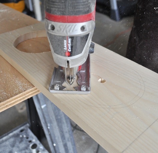DIY ชามอาหารแมวมีขาตั้ง  ยืนกินง่าย เอาใจเหมียว