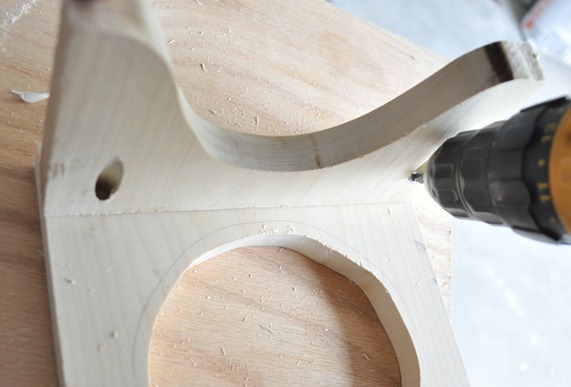 DIY ชามอาหารแมวมีขาตั้ง  ยืนกินง่าย เอาใจเหมียว