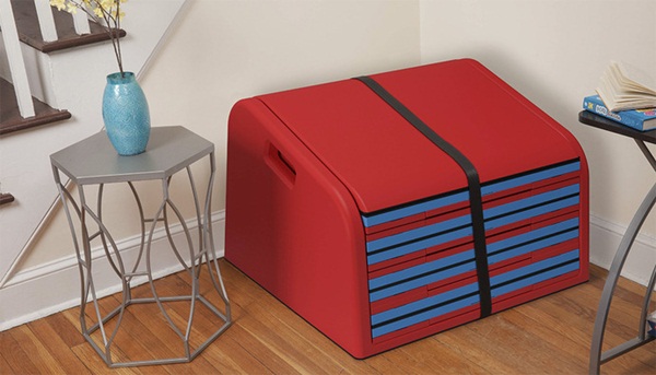 สไลด์ไรเดอร์ เปลี่ยนบันไดบ้านให้กลายเป็นสนามเด็กเล่น