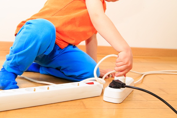 วิธีป้องกันการเกิดอุบัติภัยในเด็ก ที่ห้ามมองข้าม