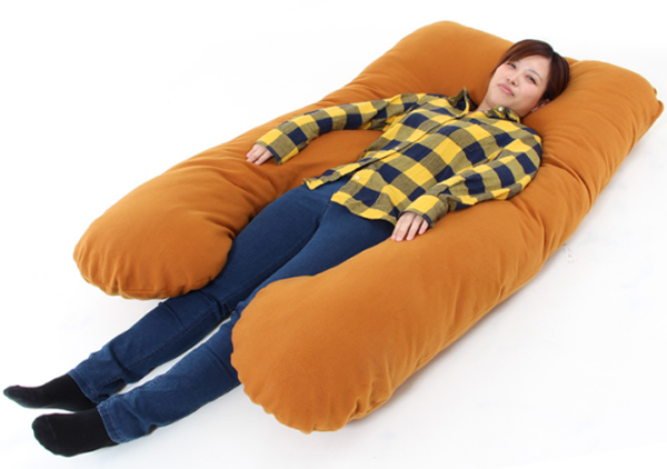 หมอนแซนด์วิชอเนกประสงค์ มีแขนอุ่น ๆ ให้กอดตลอดเวลา