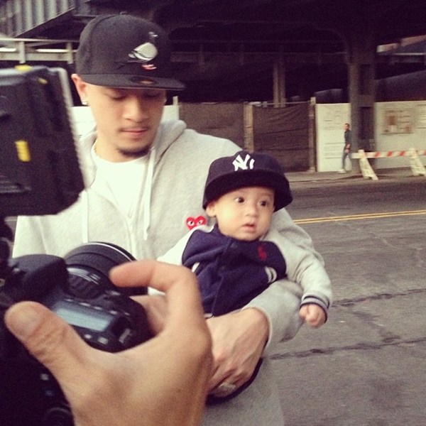 นานา ไรบีนา พาครอบครัวเที่ยวนิวยอร์ก พร้อมเพื่อนซี้ แอน อลิชา