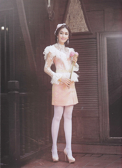 ชุดแต่งงานไทยแขนยาว ตัวช่วยของสาวต้นแขนใหญ่  