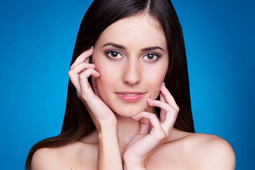 สปามะกันเปิดบริการขี้นกพอกหน้า เผยเป็นสูตรลับกระชับ-ขัดผิว