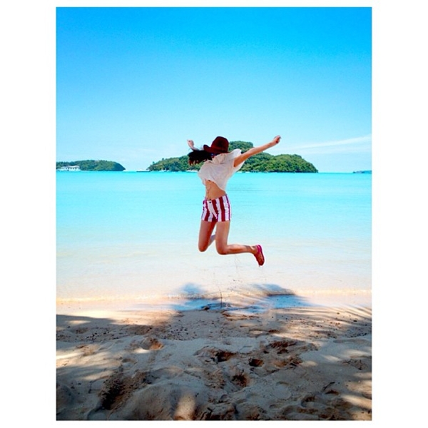 แนท ณัฐชา  เจ๋ง บิ๊กแอส หวานเบา ๆ ควงแขนเที่ยวทะเลภูเก็ต