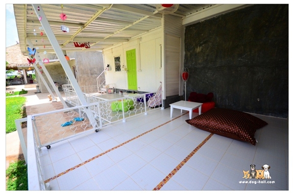 รีวิว..แปลงร่างตู้คอนเทนเนอร์ ให้กลายเป็นบ้านพักสุดเจ๋ง 