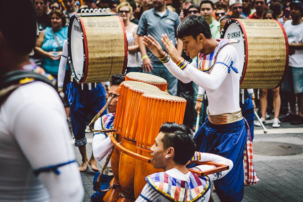 อีสานดรัมไลน์ คว้าแชมป์ดรัมแบทเเทิลโลก 2013 ที่สหรัฐอเมริกา