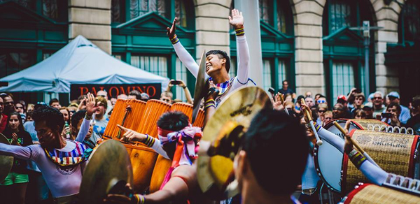 อีสานดรัมไลน์ คว้าแชมป์ดรัมแบทเเทิลโลก 2013 ที่สหรัฐอเมริกา