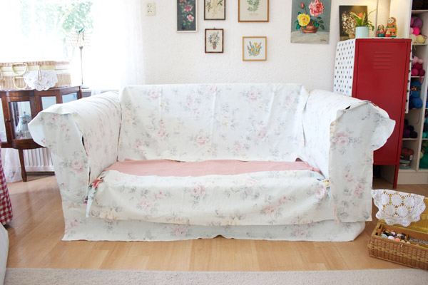 DIY ผ้าคลุมโซฟาลายสวย ด้วยตัวเอง 