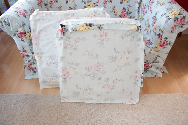 DIY ผ้าคลุมโซฟาลายสวย ด้วยตัวเอง 
