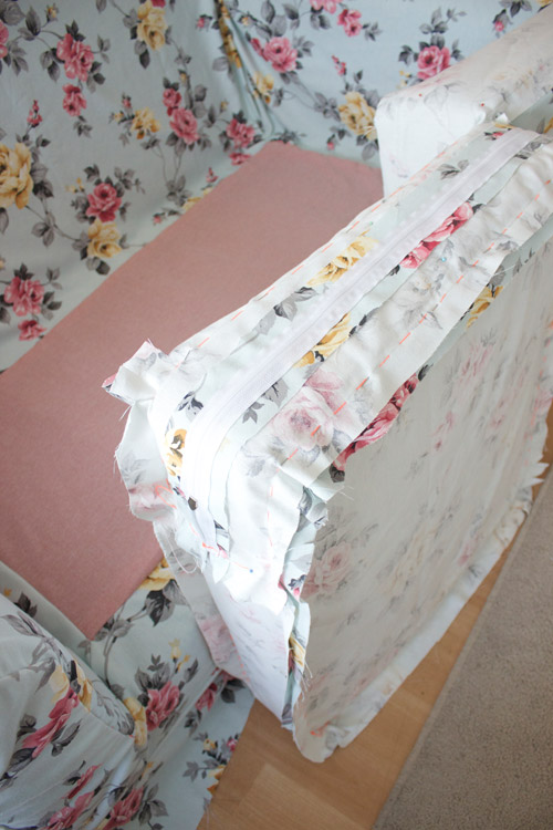DIY ผ้าคลุมโซฟาลายสวย ด้วยตัวเอง 