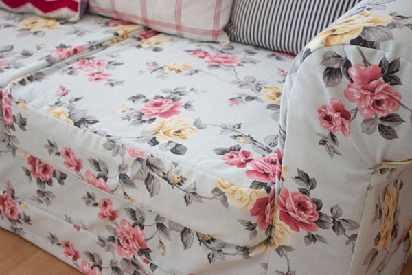 DIY ผ้าคลุมโซฟาลายสวย ด้วยตัวเอง 