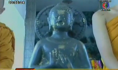 พบวัดแปลก พระพุทธรูป-พระลูกวัด มี 9 นิ้ว เหมือนกัน