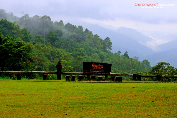 กำแพงเพชร เที่ยวเมืองโบราณ สัมผัสธรรมชาติและสายหมอก ณ เมืองกำแพงเพชร
