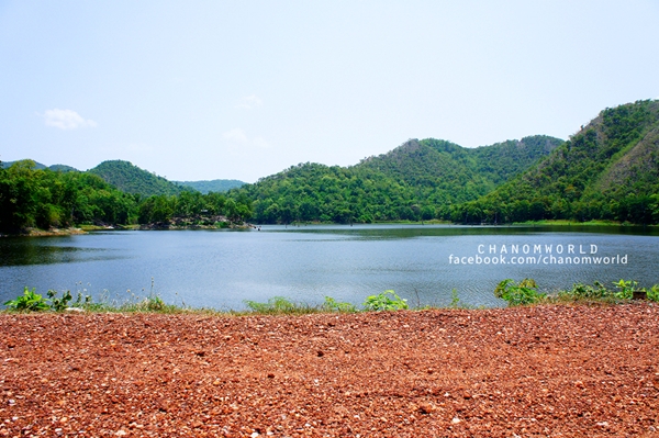 กำแพงเพชร เที่ยวเมืองโบราณ สัมผัสธรรมชาติและสายหมอก ณ เมืองกำแพงเพชร