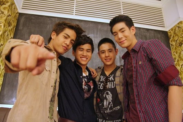 ประวัติ เฟียต พัทธดนย์ หนุ่มตี๋สุดหล่อ จาก เกรียนฟิคชั่น