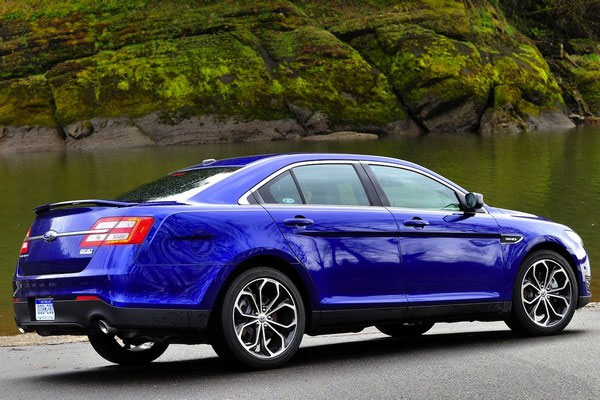 เรียบหรูทันสมัย Ford เปิดตัวรถใหม่ 2013