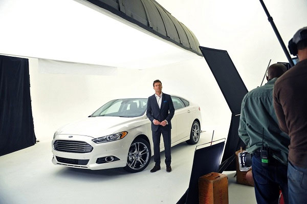 เรียบหรูทันสมัย Ford เปิดตัวรถใหม่ 2013