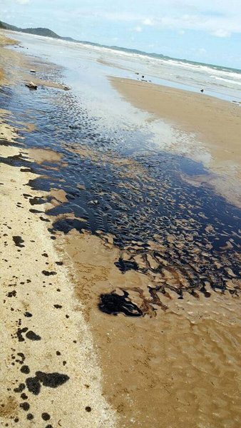 หาดแม่รำพึง