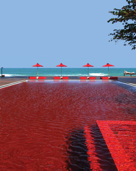 สระว่ายน้ำ