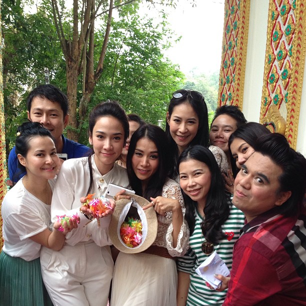 อะตอม สัมพันธภาพ