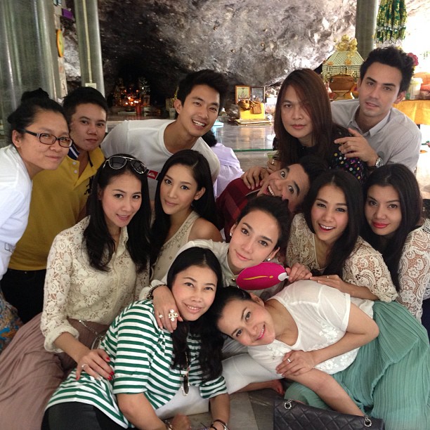 อะตอม สัมพันธภาพ