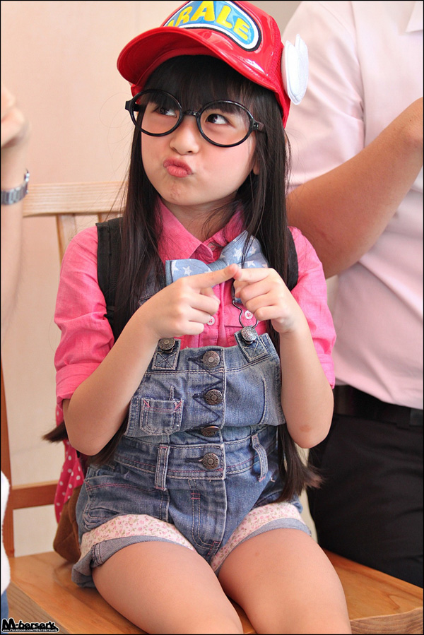 น้องอันดา กุลฑีรา