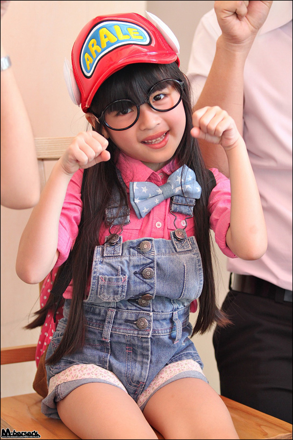 น้องอันดา กุลฑีรา