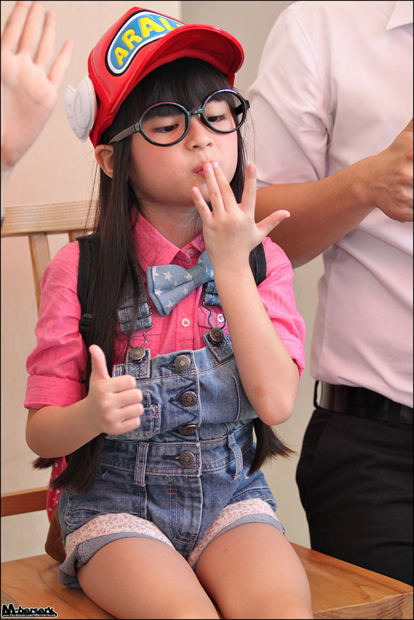 น้องอันดา กุลฑีรา