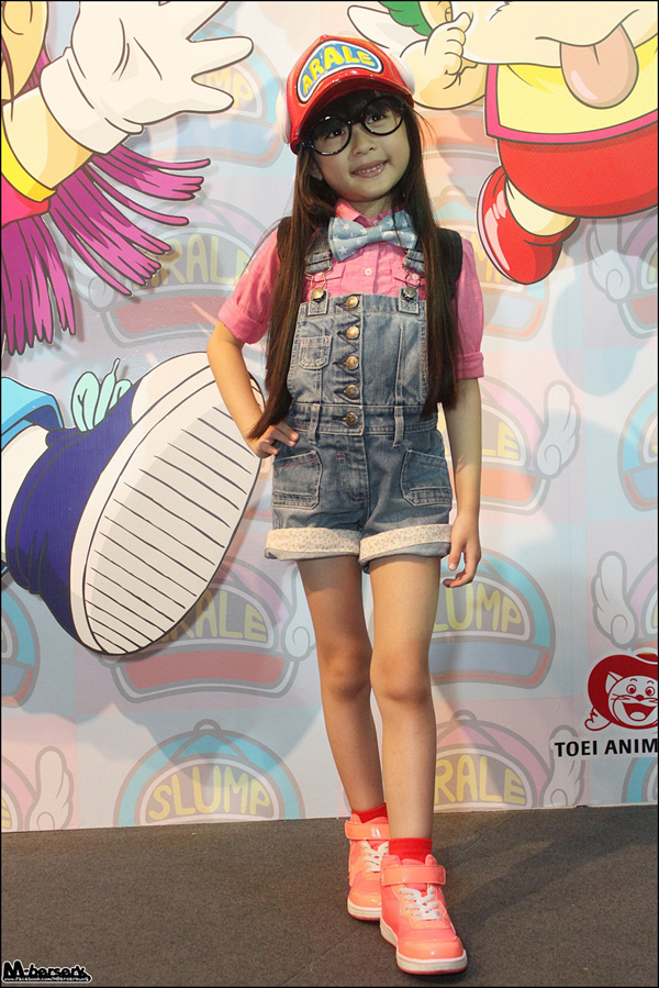 น้องอันดา กุลฑีรา