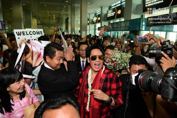 เบิร์ด ธงไชย