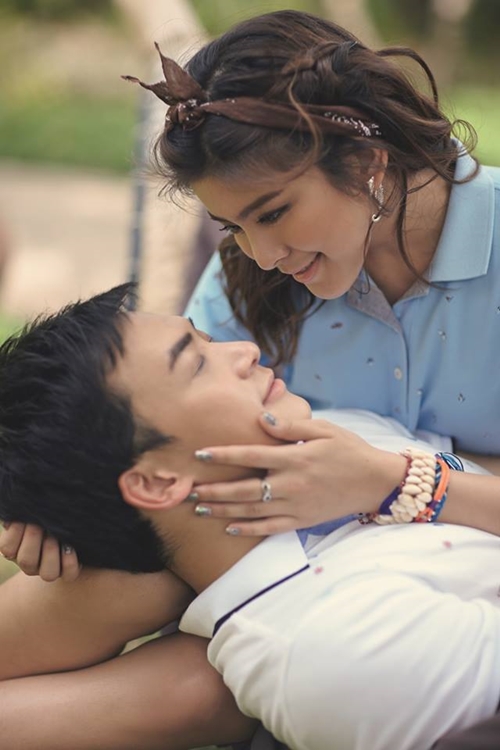 หนูนา บี้ สุกฤษฎิ์ ควงคู่ถ่ายแบบโชว์หวาน รับซัมเมอร์ 