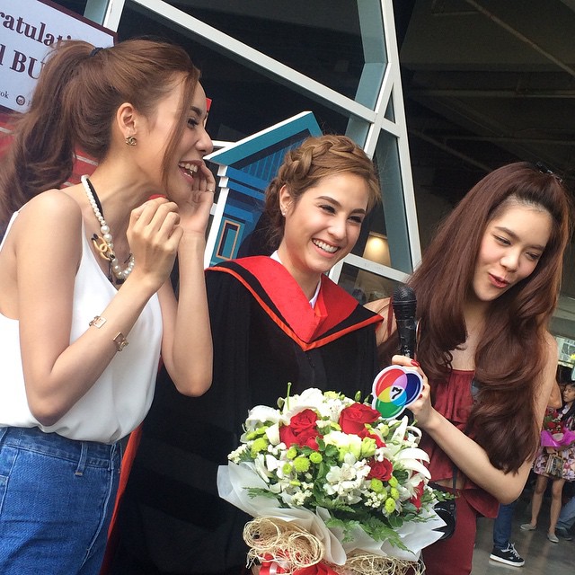  ขวัญ อุษามณี