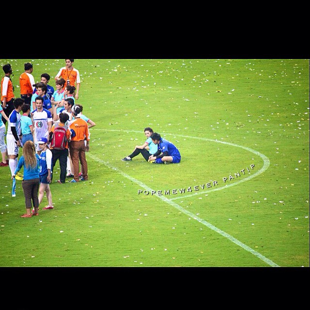 โป๊บ มิว น่ารักชวนจิ้น ฟินกระจาย ในงาน ความสุขบุกโลก 